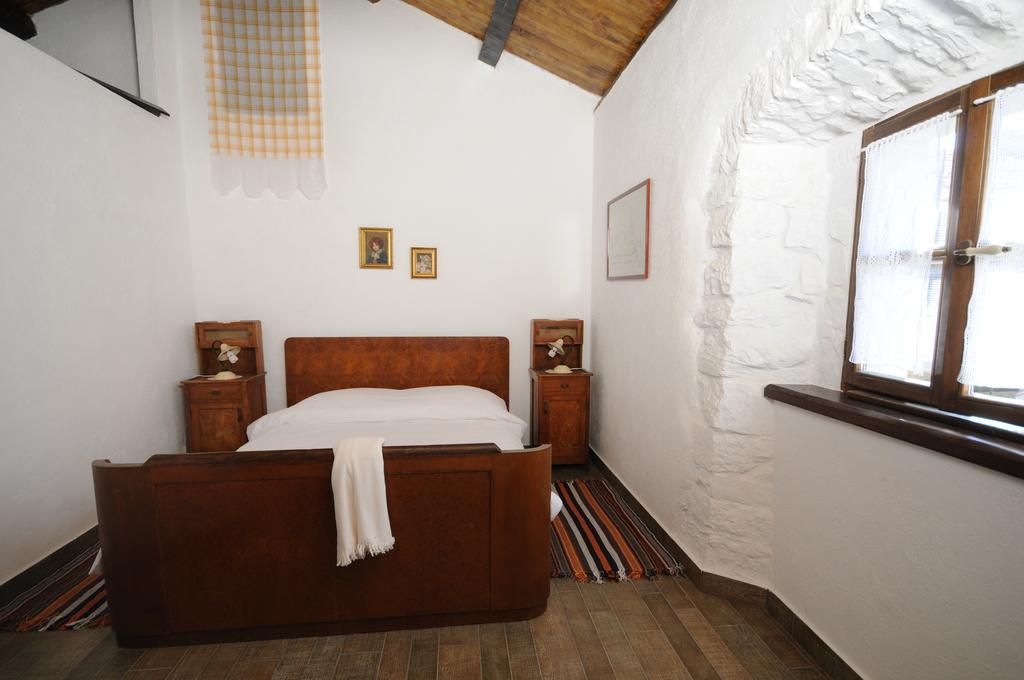 Holiday Homes Poli Svetega Antona Gracisce ห้อง รูปภาพ