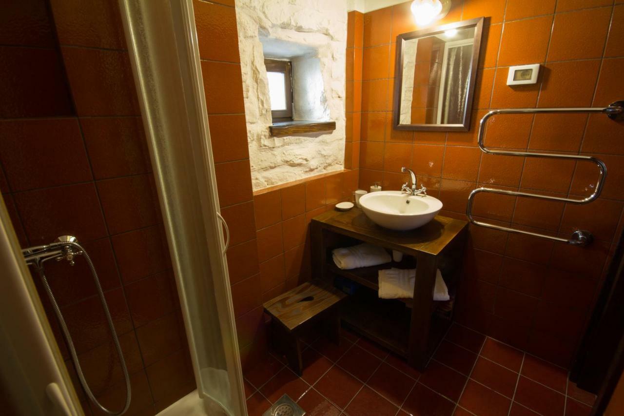 Holiday Homes Poli Svetega Antona Gracisce ภายนอก รูปภาพ
