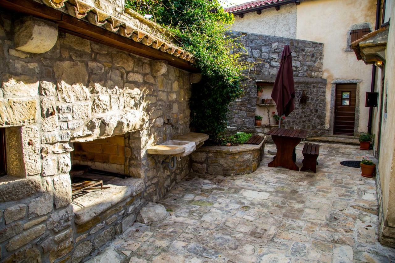 Holiday Homes Poli Svetega Antona Gracisce ภายนอก รูปภาพ