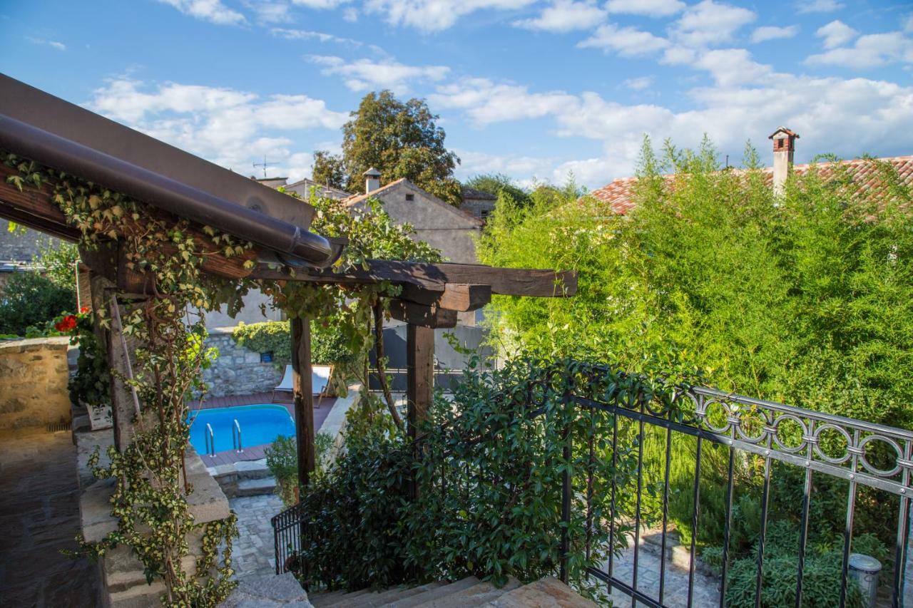 Holiday Homes Poli Svetega Antona Gracisce ภายนอก รูปภาพ